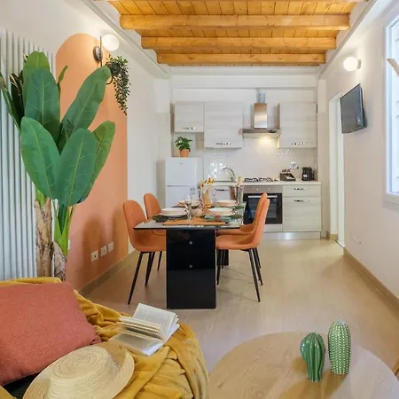 Bed & Breakfast In Centro Con Giardino - Reste Il Sentiero *