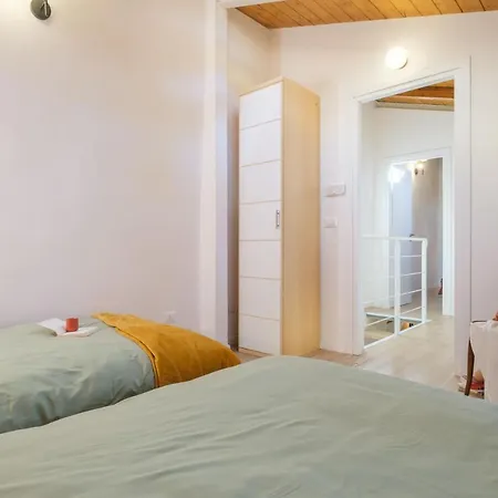 In Centro Con Giardino - Reste Il Sentiero Bed & Breakfast